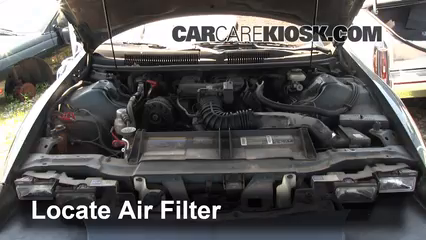 1994 Chevrolet Camaro 3.4L V6 Coupe Filtre à air (moteur) Changement